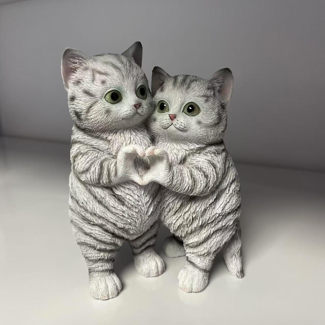 Cat desktop ornaments