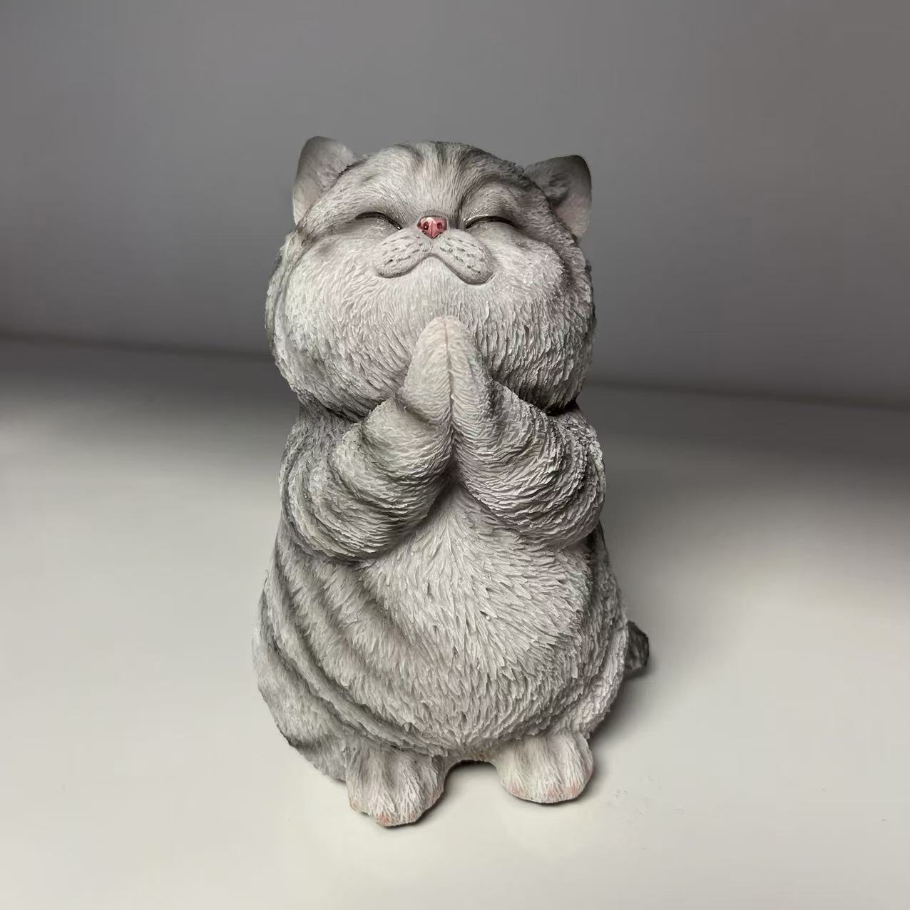 Cat desktop ornaments